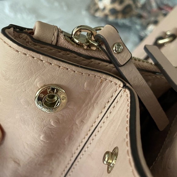 Kate Spade Blush Textured Tote with strap - Picture 9 of 16